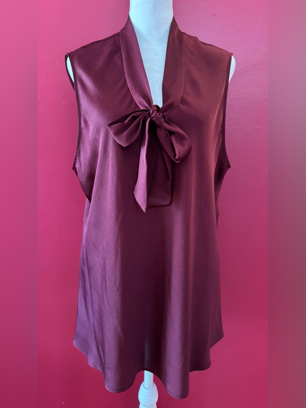 Kasper Sleeveless Bow-Tie Satin Blouse - Wine XL